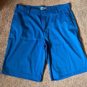 Men's Nike dri fit golf shorts size 34